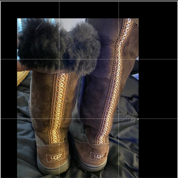 Ugg boots - Picture 2 of 3